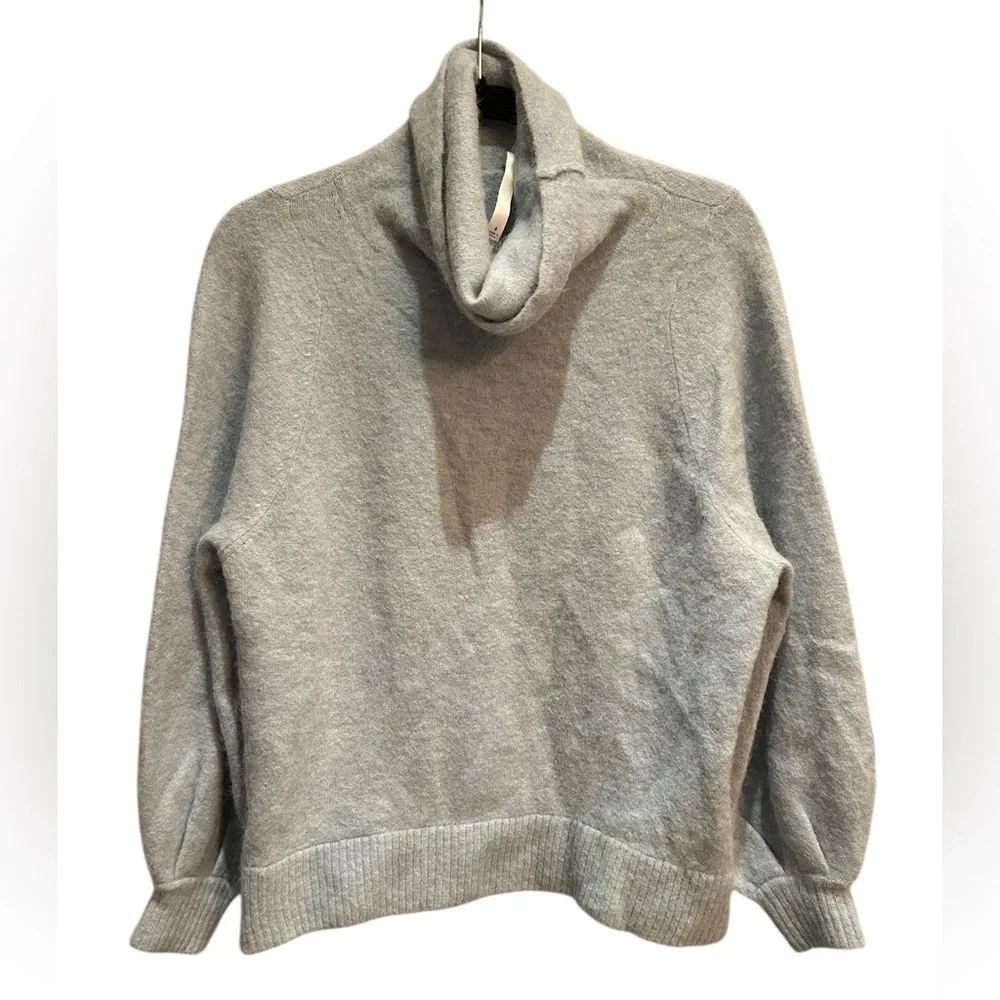 Aritzia/The Group Babaton Adichie Oversized Turtleneck Sweater - Picture 7 of 11